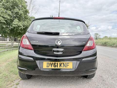 Vauxhall Corsa 1.4 16V SE Hatchback 5dr Petrol Manual Wide Ratio Euro 5 (100 ps) - U2268