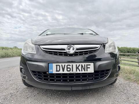 Vauxhall Corsa 1.4 16V SE Hatchback 5dr Petrol Manual Wide Ratio Euro 5 (100 ps) - U2268