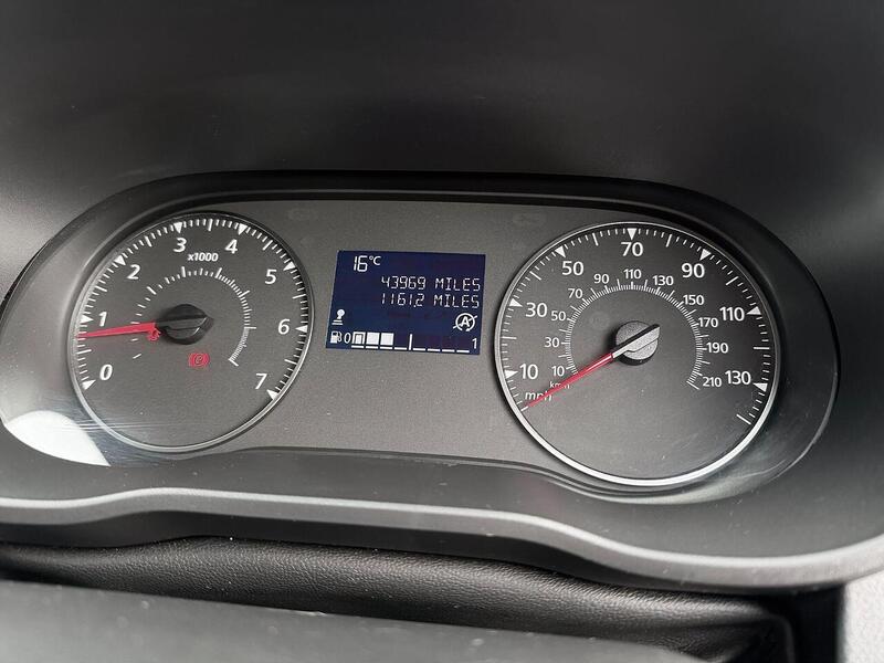 Dacia Duster 1.6 SCe Essential SUV 5dr Petrol Manual Euro 6 (s/s) (115 ps) - U2271