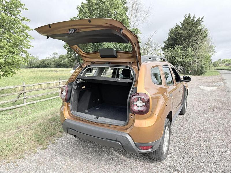 Dacia Duster 1.6 SCe Essential SUV 5dr Petrol Manual Euro 6 (s/s) (115 ps) - U2271