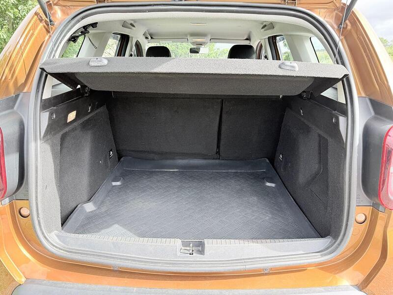 Dacia Duster 1.6 SCe Essential SUV 5dr Petrol Manual Euro 6 (s/s) (115 ps) - U2271
