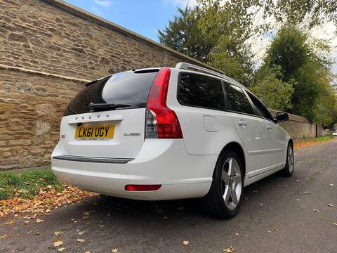 Volvo V50 Se Lux 2.0 5dr Estate Automatic Petrol - U2276