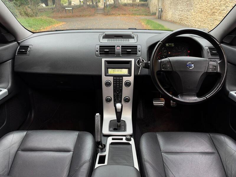 Volvo V50 Se Lux 2.0 5dr Estate Automatic Petrol - U2276