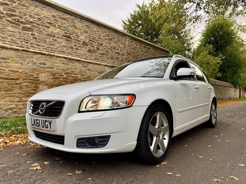 Volvo V50 Se Lux 2.0 5dr Estate Automatic Petrol - U2276