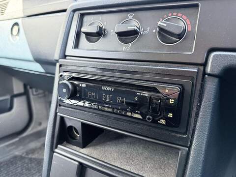 Volvo 940 2.0 SE 5dr - U2278