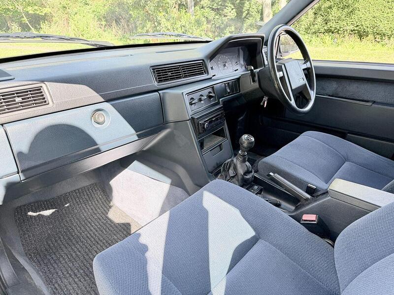 Volvo 940 2.0 SE 5dr - U2278