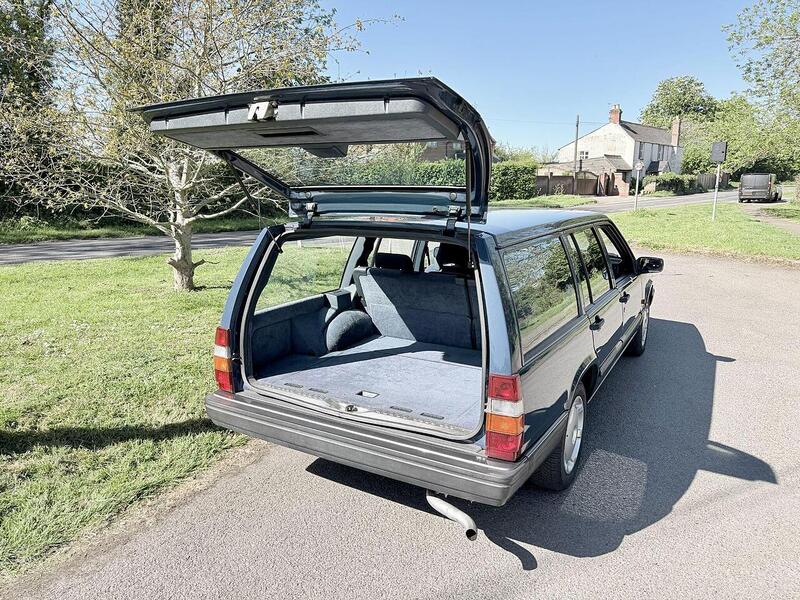 Volvo 940 2.0 SE 5dr - U2278