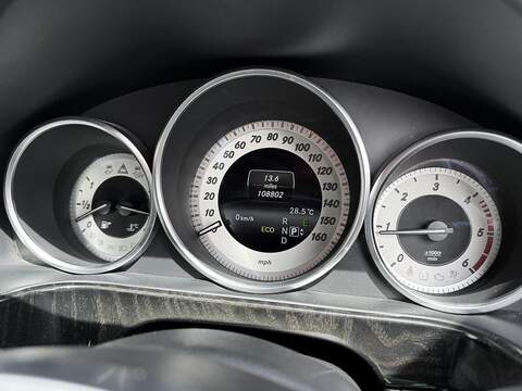 Mercedes-Benz E Class 2.1 E220 CDI AMG Sport Saloon 4dr Diesel G-Tronic+ Euro 5 (s/s) (170 ps) - U2279