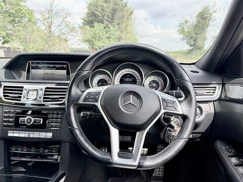 Mercedes-Benz E Class 2.1 E220 CDI AMG Sport Saloon 4dr Diesel G-Tronic+ Euro 5 (s/s) (170 ps) - U2279