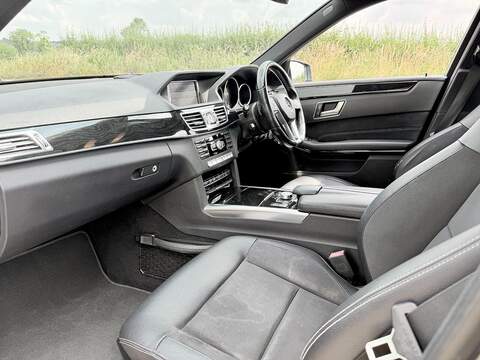 Mercedes-Benz E Class 2.1 E220 CDI AMG Sport Saloon 4dr Diesel G-Tronic+ Euro 5 (s/s) (170 ps) - U2279