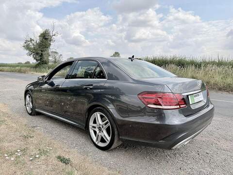 Mercedes-Benz E Class 2.1 E220 CDI AMG Sport Saloon 4dr Diesel G-Tronic+ Euro 5 (s/s) (170 ps) - U2279