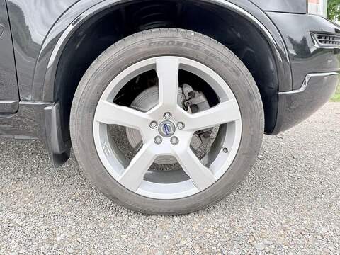 Volvo XC90 4.4 V8 R-Design Geartronic AWD 5dr SUV Automatic P SUV 4.4 Automatic Petrol - U2281