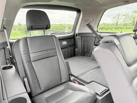 Volvo XC90 4.4 V8 R-Design Geartronic AWD 5dr SUV Automatic P SUV 4.4 Automatic Petrol - U2281