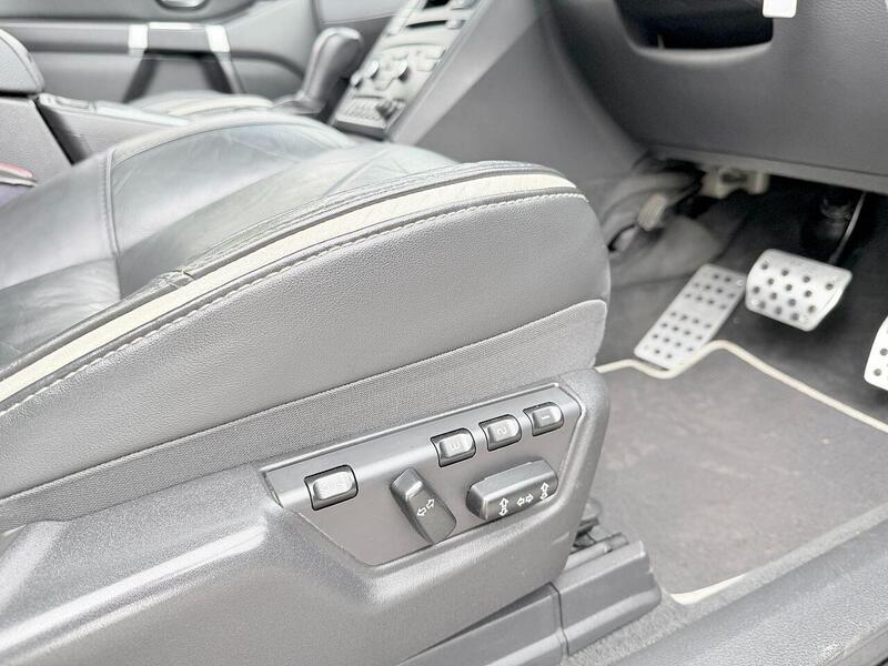 Volvo XC90 4.4 V8 R-Design Geartronic AWD 5dr SUV Automatic P SUV 4.4 Automatic Petrol - U2281