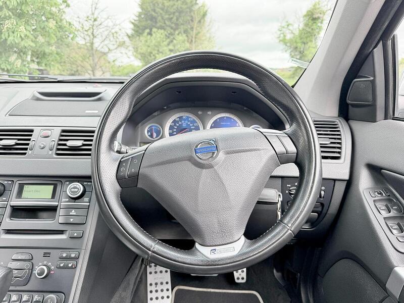 Volvo XC90 4.4 V8 R-Design Geartronic AWD 5dr SUV Automatic P SUV 4.4 Automatic Petrol - U2281