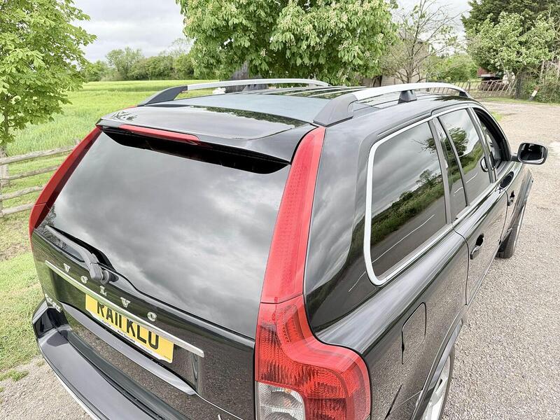 Volvo XC90 4.4 V8 R-Design Geartronic AWD 5dr SUV Automatic P SUV 4.4 Automatic Petrol - U2281