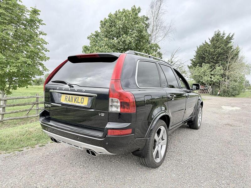 Volvo XC90 4.4 V8 R-Design Geartronic AWD 5dr SUV Automatic P SUV 4.4 Automatic Petrol - U2281