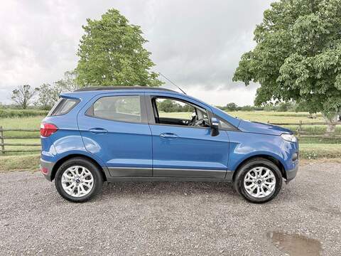 Ford EcoSport 1.0T EcoBoost Zetec SUV 5dr Petrol Manual 2WD Euro 6 (s/s) (125 ps) - U2283
