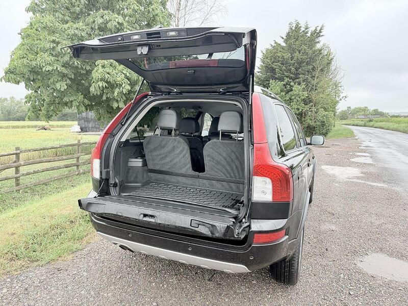 Volvo Xc90 3.2 Se Awd Estate Automatic Petrol 5dr 3.2 5dr Estate Automatic Petrol - U2285