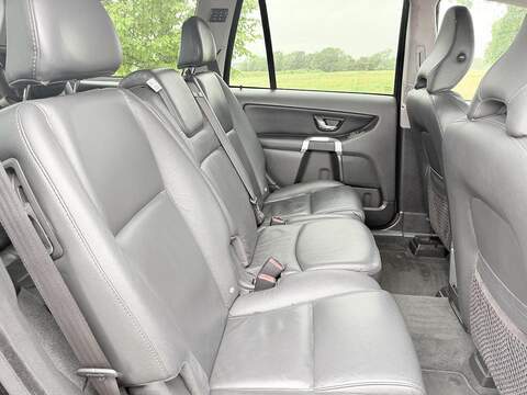 Volvo Xc90 3.2 Se Awd Estate Automatic Petrol 5dr 3.2 5dr Estate Automatic Petrol - U2285
