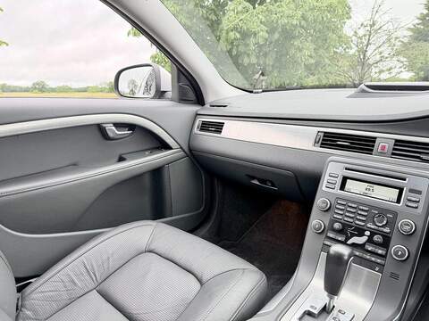 Volvo V70 2.5T SE Lux Estate 5dr Petrol Geartronic Euro 5 (231 ps) - U2286