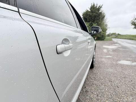Volvo V70 2.5T SE Lux Estate 5dr Petrol Geartronic Euro 5 (231 ps) - U2286
