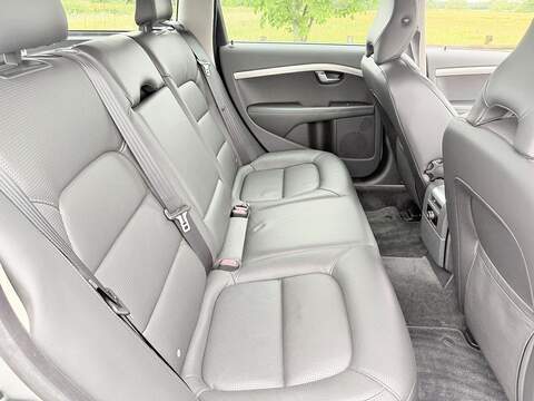 Volvo V70 2.5T SE Lux Estate 5dr Petrol Geartronic Euro 5 (231 ps) - U2286
