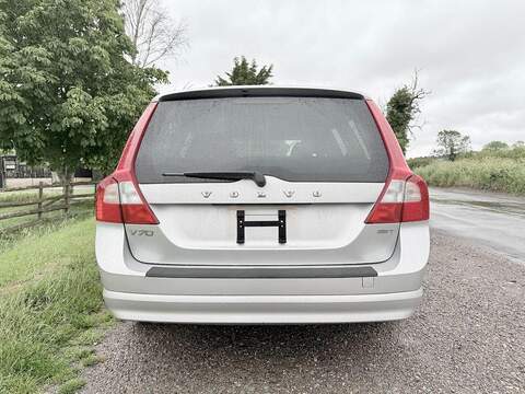 Volvo V70 2.5T SE Lux Estate 5dr Petrol Geartronic Euro 5 (231 ps) - U2286