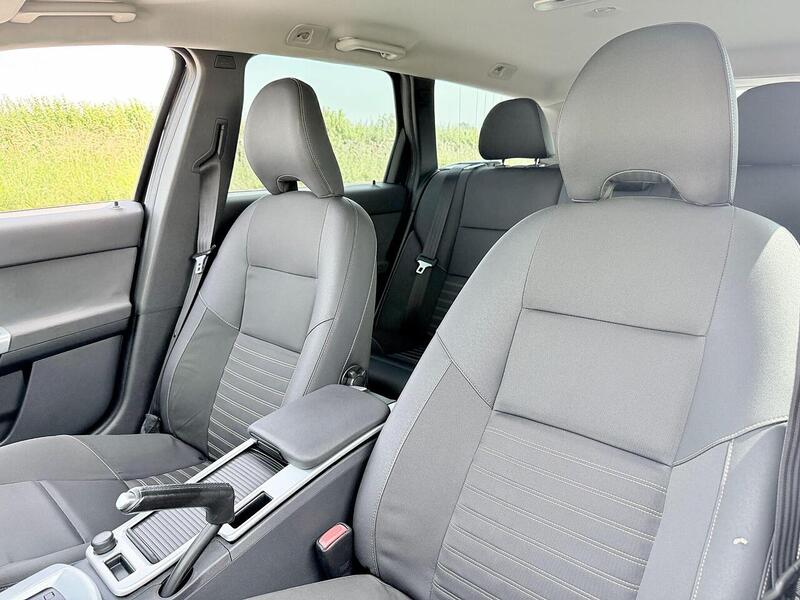 Volvo V50 S 2.0 Estate Automatic Petrol - U2290