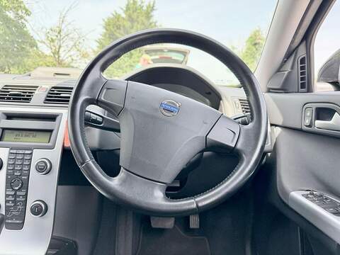 Volvo V50 S 2.0 Estate Automatic Petrol - U2290