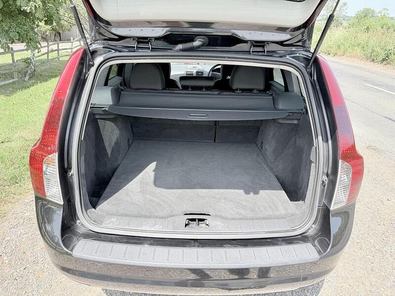 Volvo V50 S 2.0 Estate Automatic Petrol - U2290