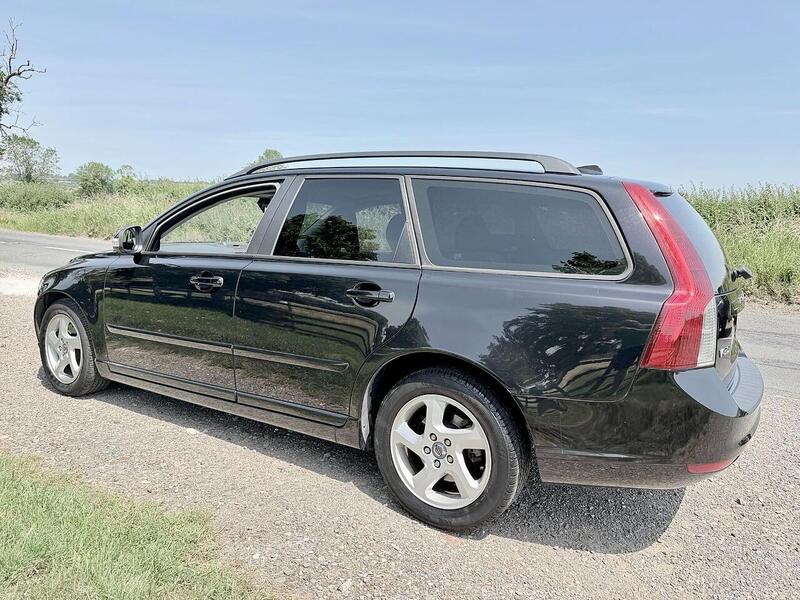 Volvo V50 S 2.0 Estate Automatic Petrol - U2290