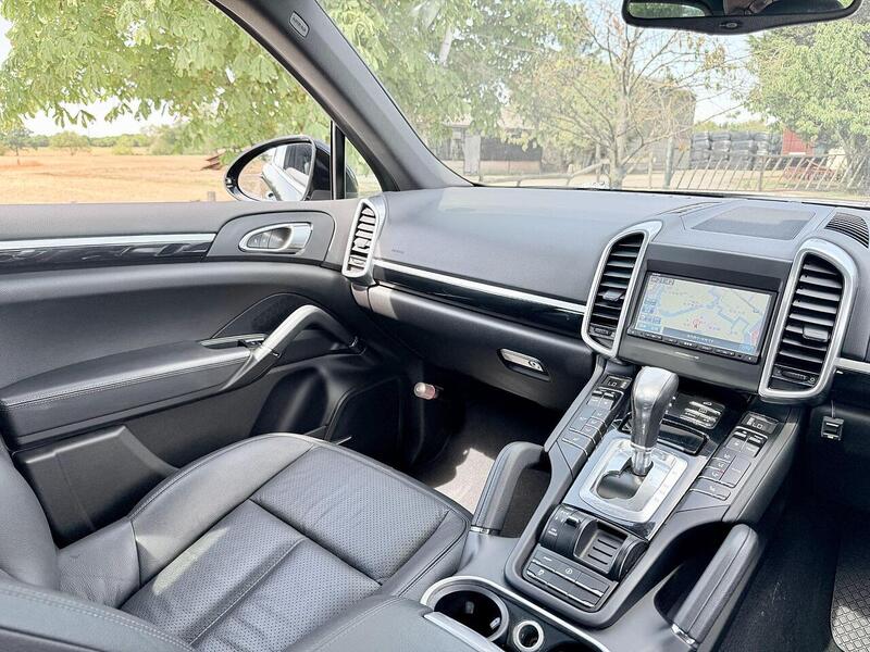 Porsche Cayenne 3.6 SUV 5dr Petrol TiptronicS 4WD Euro 5 (s/s) (300 ps) - U2326