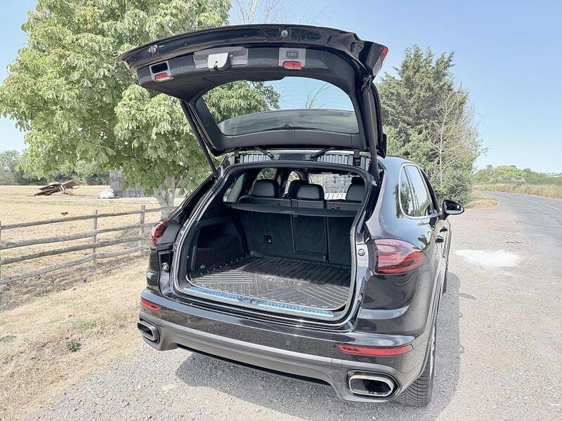 Porsche Cayenne 3.6 SUV 5dr Petrol TiptronicS 4WD Euro 5 (s/s) (300 ps) - U2326