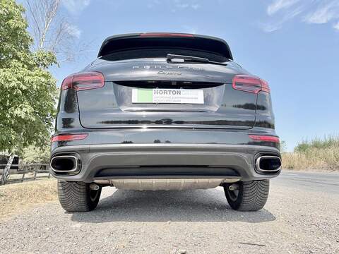 Porsche Cayenne 3.6 SUV 5dr Petrol TiptronicS 4WD Euro 5 (s/s) (300 ps) - U2326