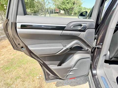 Porsche Cayenne 3.6 SUV 5dr Petrol TiptronicS 4WD Euro 5 (s/s) (300 ps) - U2326