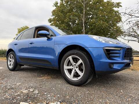 Porsche Macan 2.0T SUV 5dr Petrol PDK 4WD Euro 6 (s/s) (237 ps) - U2331