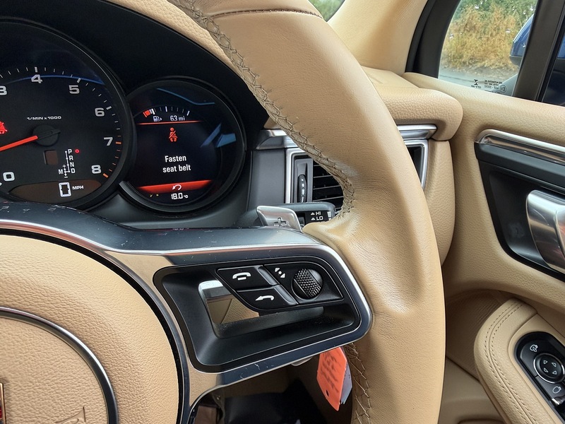 Porsche Macan 2.0T SUV 5dr Petrol PDK 4WD Euro 6 (s/s) (237 ps) - U2331