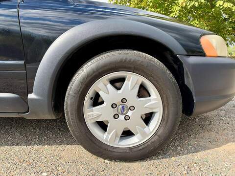 Volvo XC70 2.4 D5 SE Estate 5dr Diesel Geartronic AWD (224 g/km, 185 bhp) - U2338