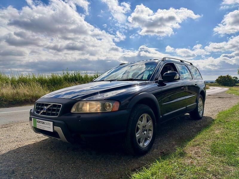 Volvo XC70 2.4 D5 SE Estate 5dr Diesel Geartronic AWD (224 g/km, 185 bhp) - U2338