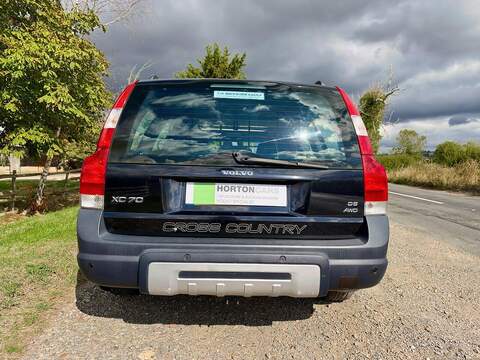 Volvo XC70 2.4 D5 SE Estate 5dr Diesel Geartronic AWD (224 g/km, 185 bhp) - U2338