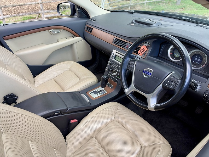 Volvo V70 T6 S Awd 3.0 5dr Estate Automatic Petrol - U2339