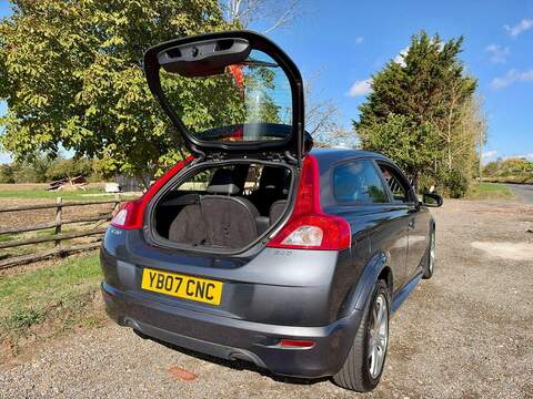 Volvo C30 2.0D SE Sport Coupe 2dr Diesel Manual (151 g/km, 134 bhp) - U2343