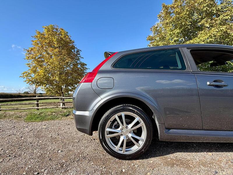 Volvo C30 2.0D SE Sport Coupe 2dr Diesel Manual (151 g/km, 134 bhp) - U2343