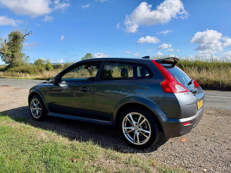 Volvo C30 2.0D SE Sport Coupe 2dr Diesel Manual (151 g/km, 134 bhp) - U2343