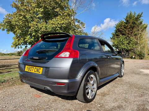 Volvo C30 2.0D SE Sport Coupe 2dr Diesel Manual (151 g/km, 134 bhp) - U2343