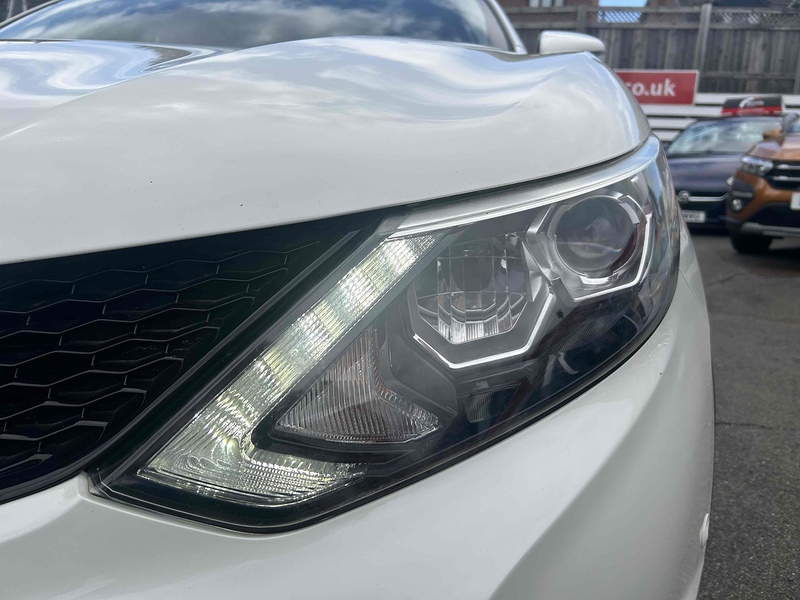 Nissan Qashqai dCi Tekna - U93488
