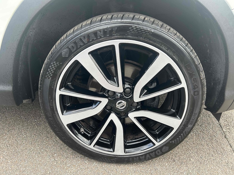 Nissan Qashqai dCi Tekna - U93488