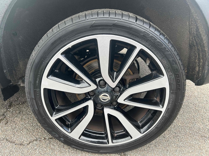 Nissan Qashqai dCi Tekna - U93488