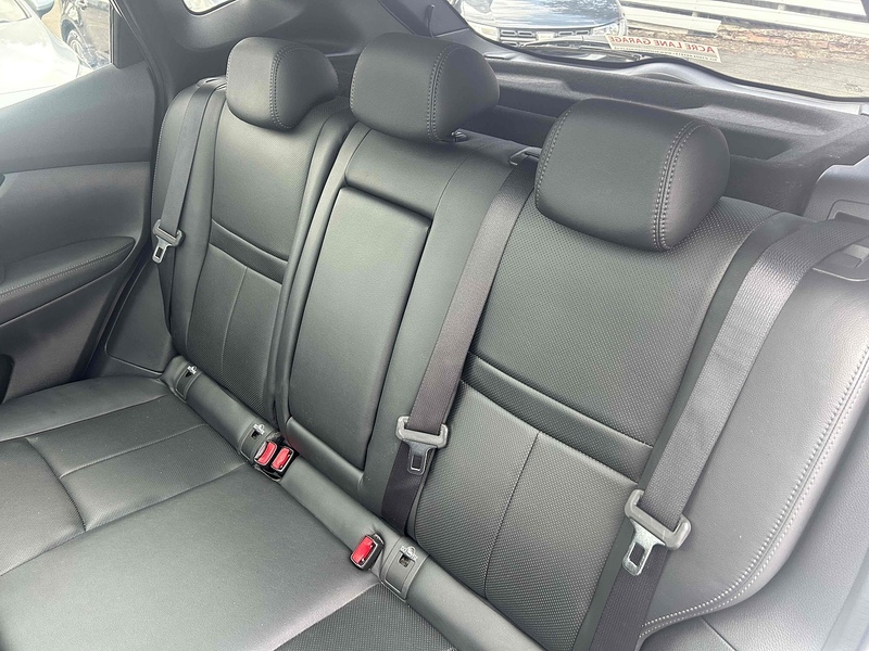 Nissan Qashqai dCi Tekna - U93488